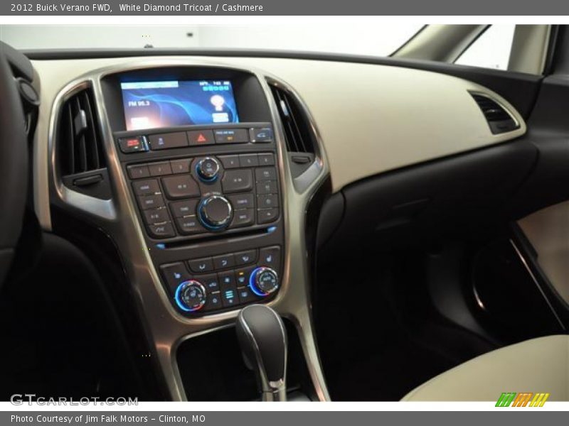 White Diamond Tricoat / Cashmere 2012 Buick Verano FWD