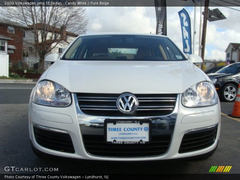 Candy White / Pure Beige 2009 Volkswagen Jetta SE Sedan