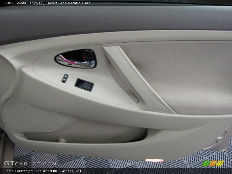Desert Sand Metallic / Ash 2009 Toyota Camry LE