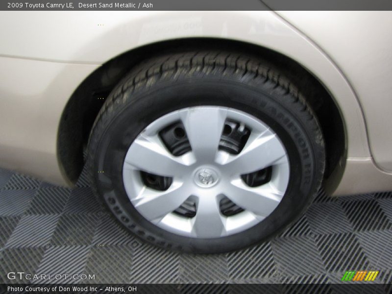 Desert Sand Metallic / Ash 2009 Toyota Camry LE
