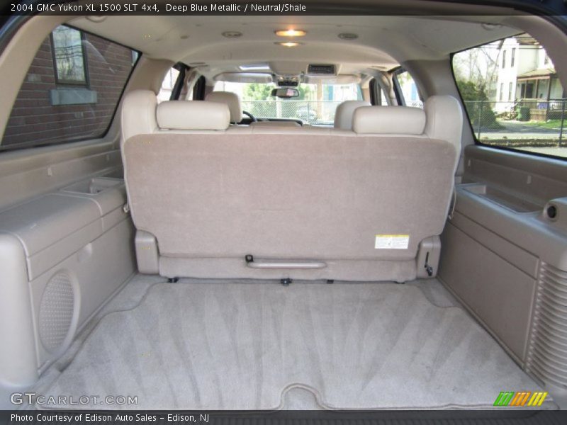  2004 Yukon XL 1500 SLT 4x4 Trunk