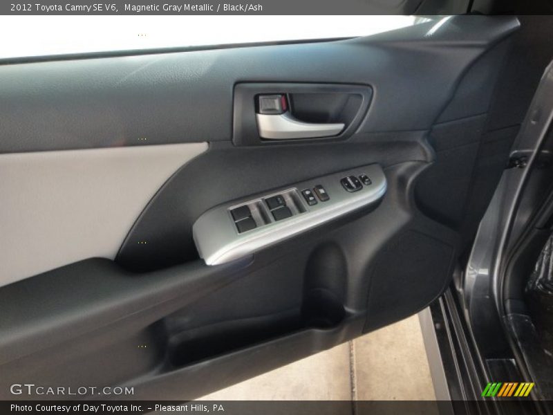 Magnetic Gray Metallic / Black/Ash 2012 Toyota Camry SE V6