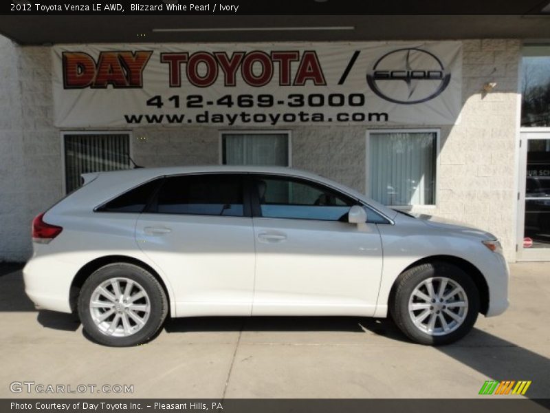 Blizzard White Pearl / Ivory 2012 Toyota Venza LE AWD