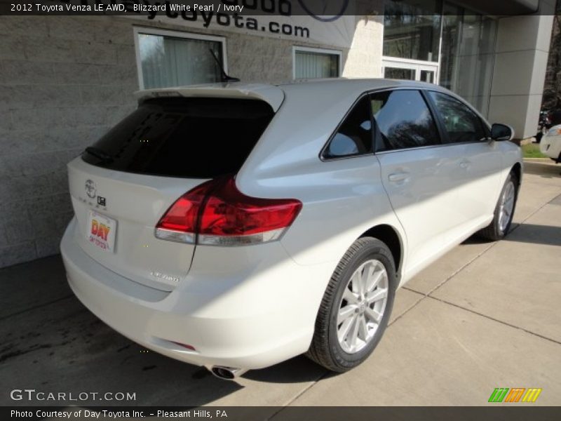Blizzard White Pearl / Ivory 2012 Toyota Venza LE AWD