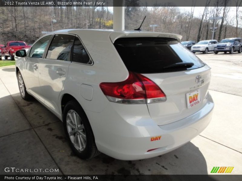 Blizzard White Pearl / Ivory 2012 Toyota Venza LE AWD