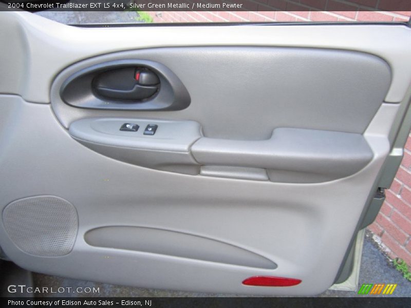 Silver Green Metallic / Medium Pewter 2004 Chevrolet TrailBlazer EXT LS 4x4