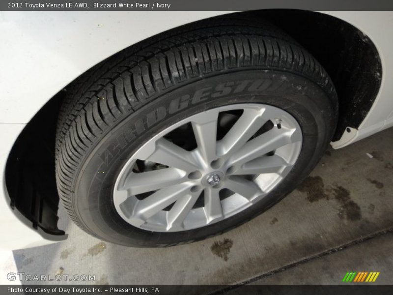 Blizzard White Pearl / Ivory 2012 Toyota Venza LE AWD