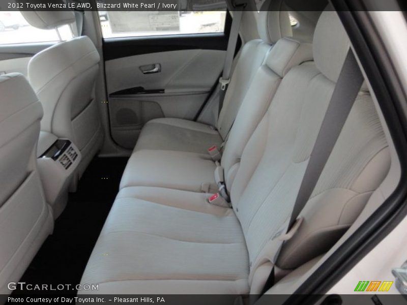 Blizzard White Pearl / Ivory 2012 Toyota Venza LE AWD