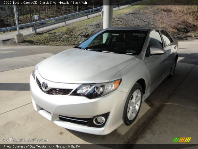Classic Silver Metallic / Black/Ash 2012 Toyota Camry SE