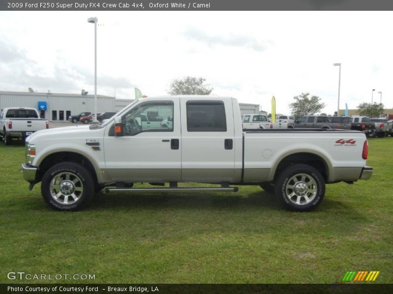 Oxford White / Camel 2009 Ford F250 Super Duty FX4 Crew Cab 4x4