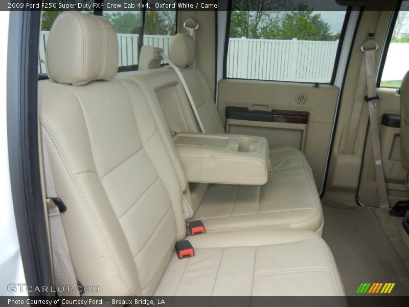 Oxford White / Camel 2009 Ford F250 Super Duty FX4 Crew Cab 4x4