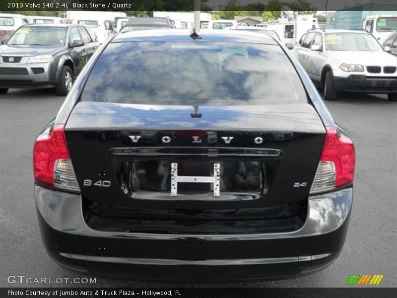 Black Stone / Quartz 2010 Volvo S40 2.4i