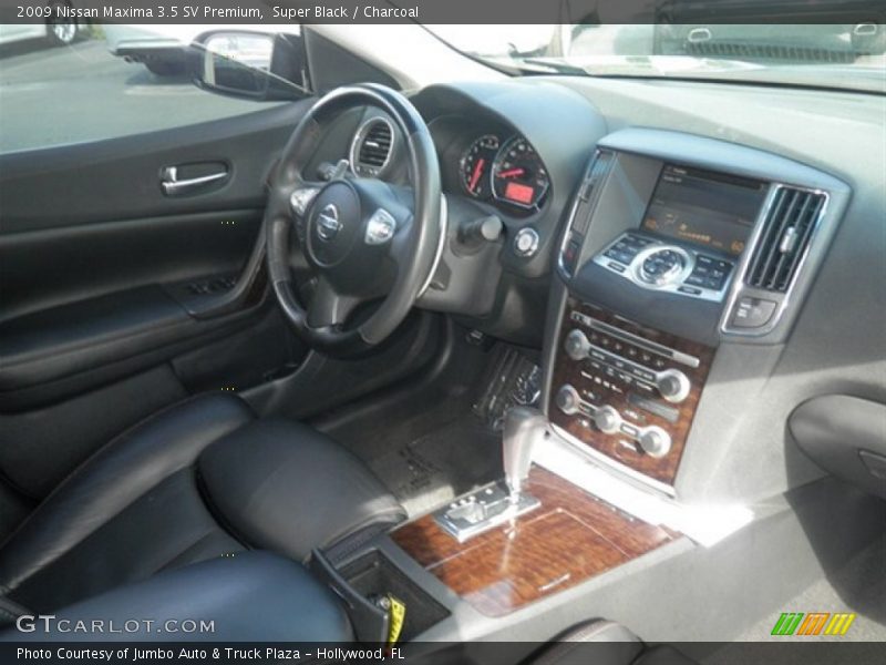 Super Black / Charcoal 2009 Nissan Maxima 3.5 SV Premium