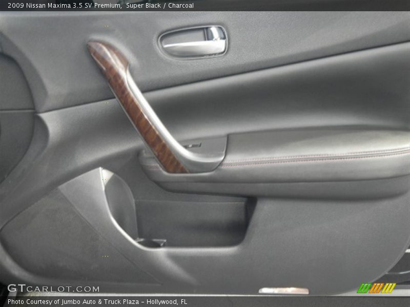 Super Black / Charcoal 2009 Nissan Maxima 3.5 SV Premium