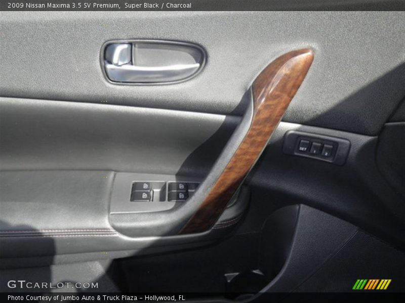 Super Black / Charcoal 2009 Nissan Maxima 3.5 SV Premium