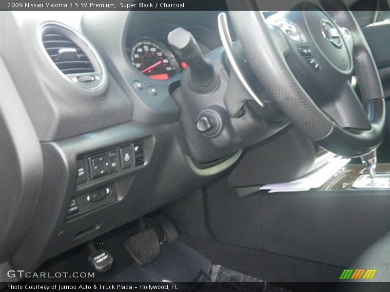 Super Black / Charcoal 2009 Nissan Maxima 3.5 SV Premium