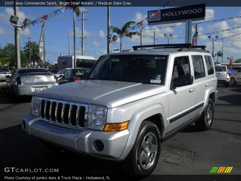 Bright Silver Metallic / Medium Slate Gray 2007 Jeep Commander Sport