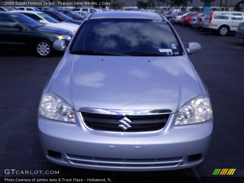 Titanuim Silver Metallic / Grey 2006 Suzuki Forenza Sedan