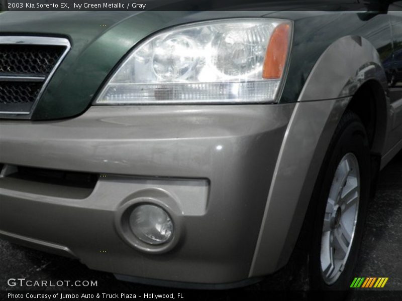 Ivy Green Metallic / Gray 2003 Kia Sorento EX