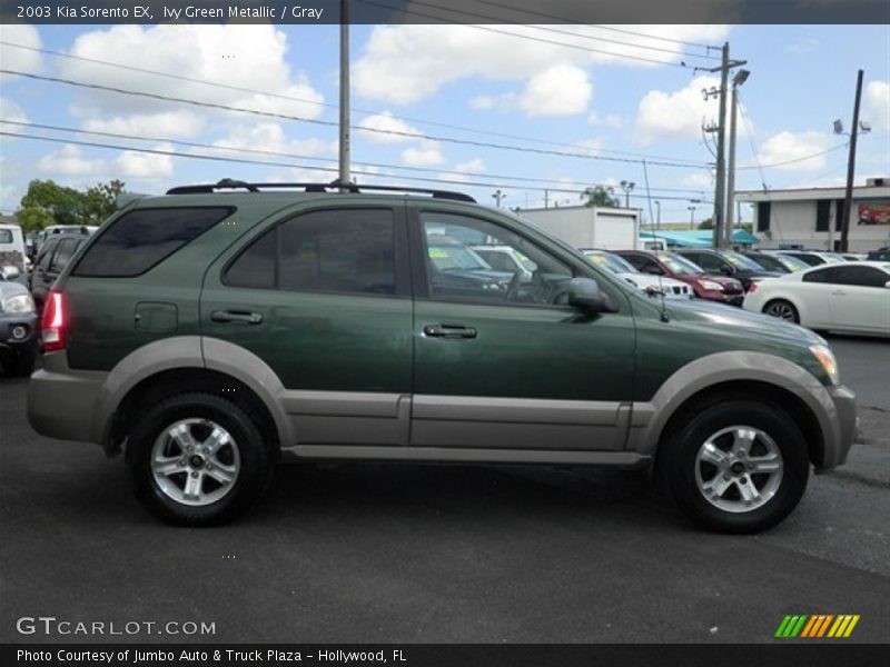 Ivy Green Metallic / Gray 2003 Kia Sorento EX
