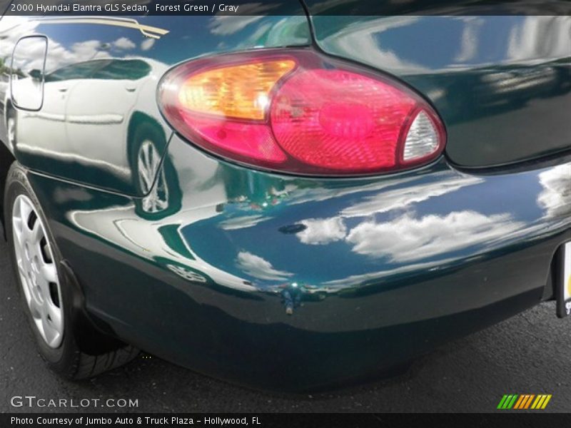 Forest Green / Gray 2000 Hyundai Elantra GLS Sedan