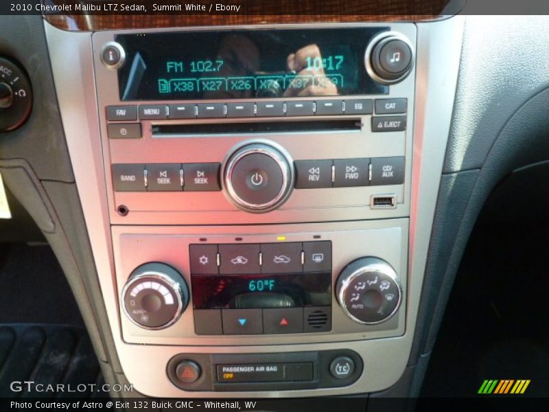 Summit White / Ebony 2010 Chevrolet Malibu LTZ Sedan