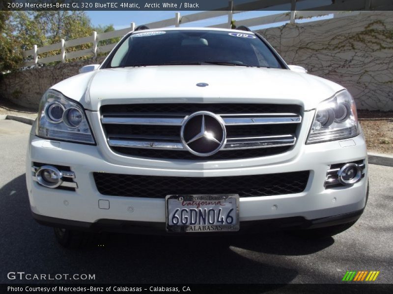 Arctic White / Black 2009 Mercedes-Benz GL 320 BlueTEC 4Matic