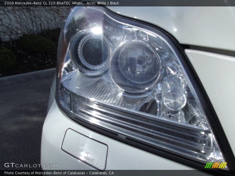 Arctic White / Black 2009 Mercedes-Benz GL 320 BlueTEC 4Matic
