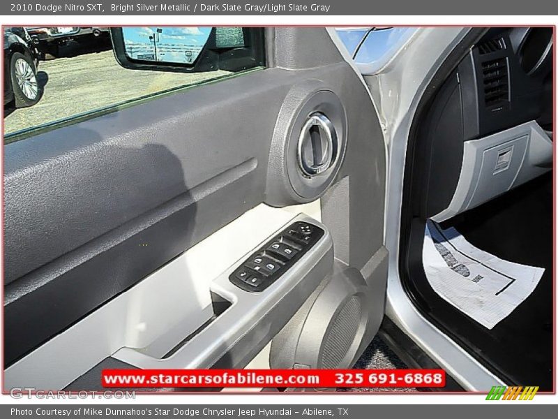 Bright Silver Metallic / Dark Slate Gray/Light Slate Gray 2010 Dodge Nitro SXT