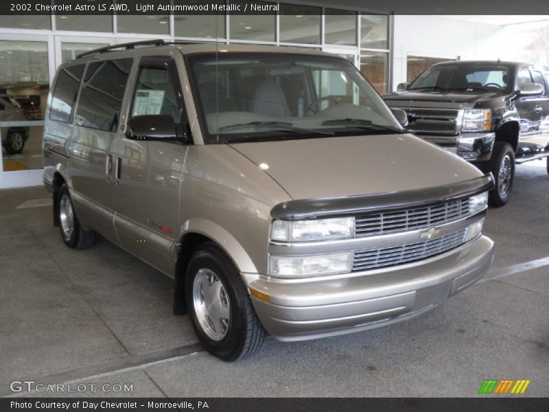 Light Autumnwood Metallic / Neutral 2002 Chevrolet Astro LS AWD