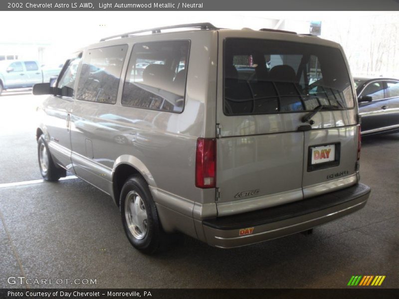 Light Autumnwood Metallic / Neutral 2002 Chevrolet Astro LS AWD