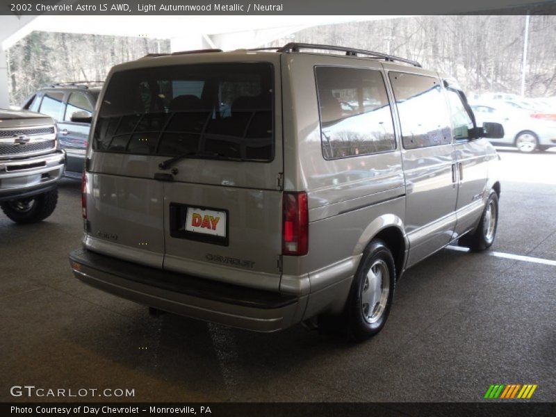 Light Autumnwood Metallic / Neutral 2002 Chevrolet Astro LS AWD