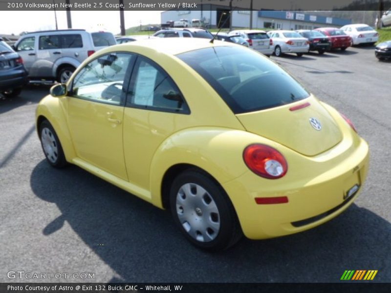 Sunflower Yellow / Black 2010 Volkswagen New Beetle 2.5 Coupe