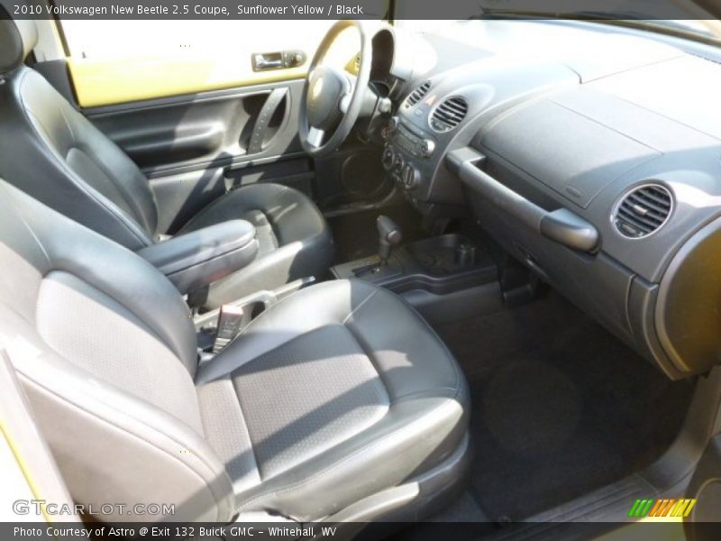 Sunflower Yellow / Black 2010 Volkswagen New Beetle 2.5 Coupe