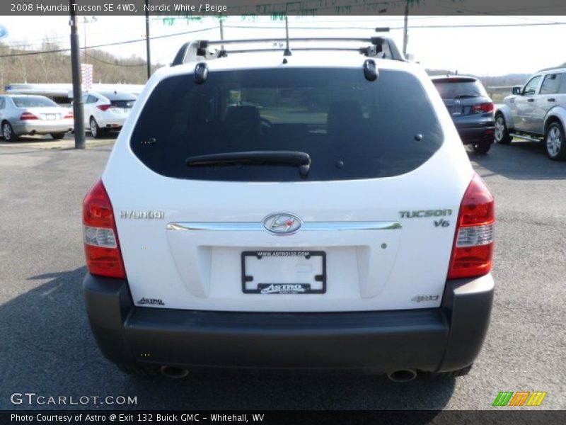 Nordic White / Beige 2008 Hyundai Tucson SE 4WD