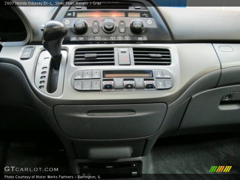Silver Pearl Metallic / Gray 2007 Honda Odyssey EX-L