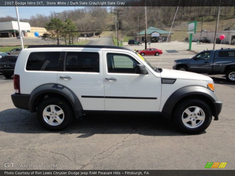 Stone White / Dark Slate Gray/Light Slate Gray 2007 Dodge Nitro SXT
