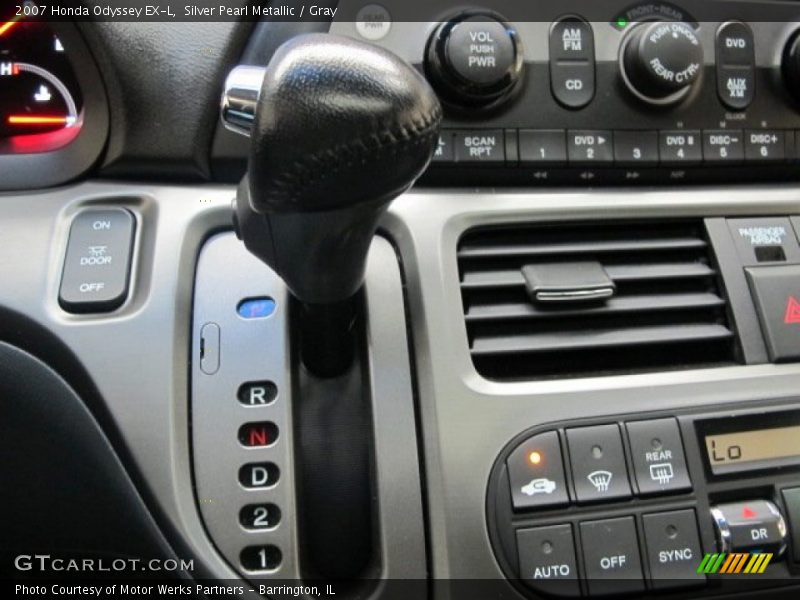 Silver Pearl Metallic / Gray 2007 Honda Odyssey EX-L