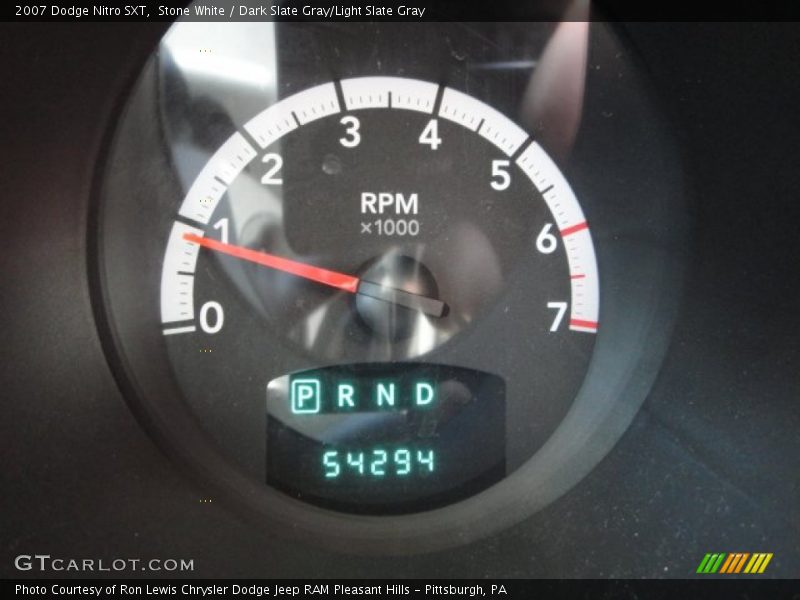 Stone White / Dark Slate Gray/Light Slate Gray 2007 Dodge Nitro SXT