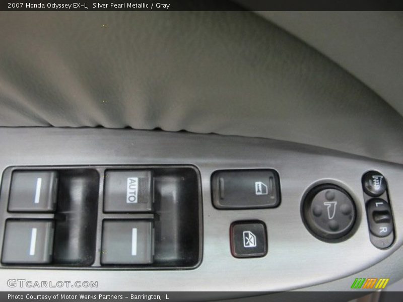 Silver Pearl Metallic / Gray 2007 Honda Odyssey EX-L