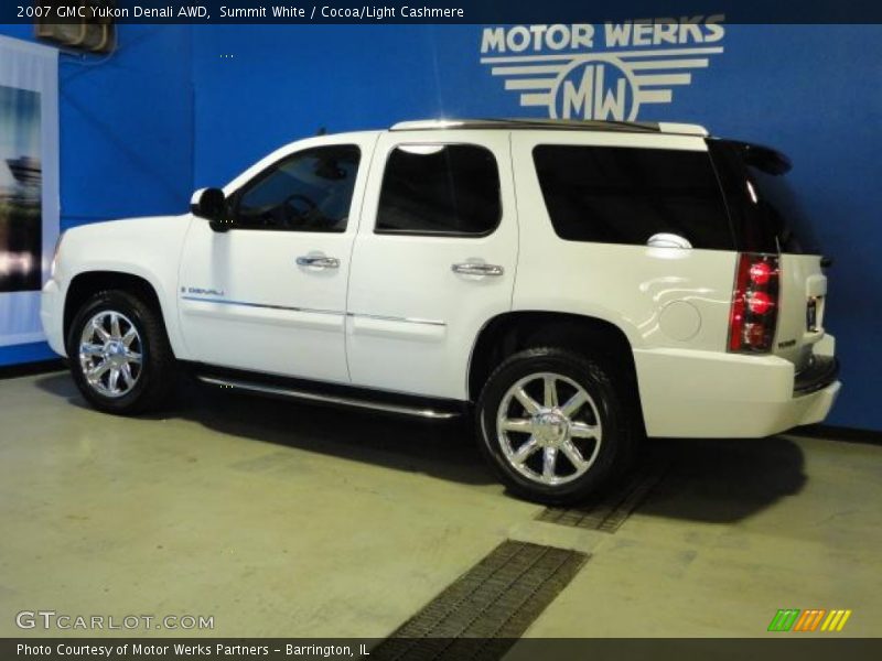 Summit White / Cocoa/Light Cashmere 2007 GMC Yukon Denali AWD
