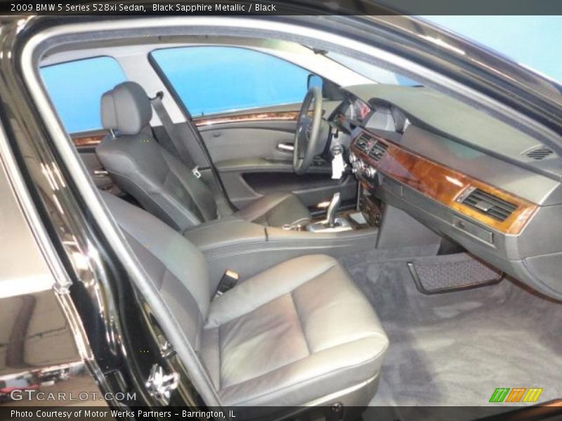 Black Sapphire Metallic / Black 2009 BMW 5 Series 528xi Sedan