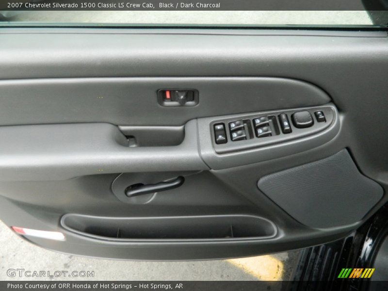 Black / Dark Charcoal 2007 Chevrolet Silverado 1500 Classic LS Crew Cab