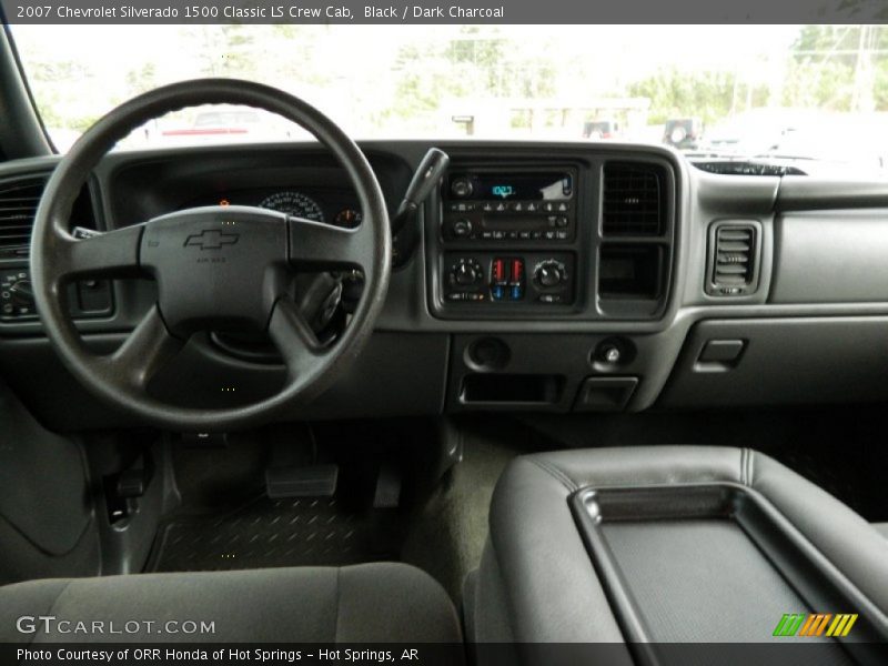 Black / Dark Charcoal 2007 Chevrolet Silverado 1500 Classic LS Crew Cab