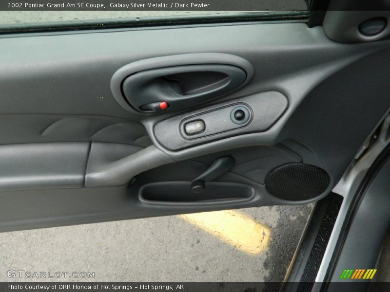 Galaxy Silver Metallic / Dark Pewter 2002 Pontiac Grand Am SE Coupe