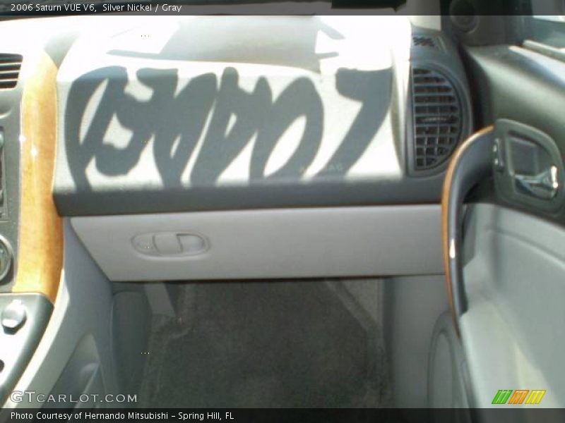 Silver Nickel / Gray 2006 Saturn VUE V6