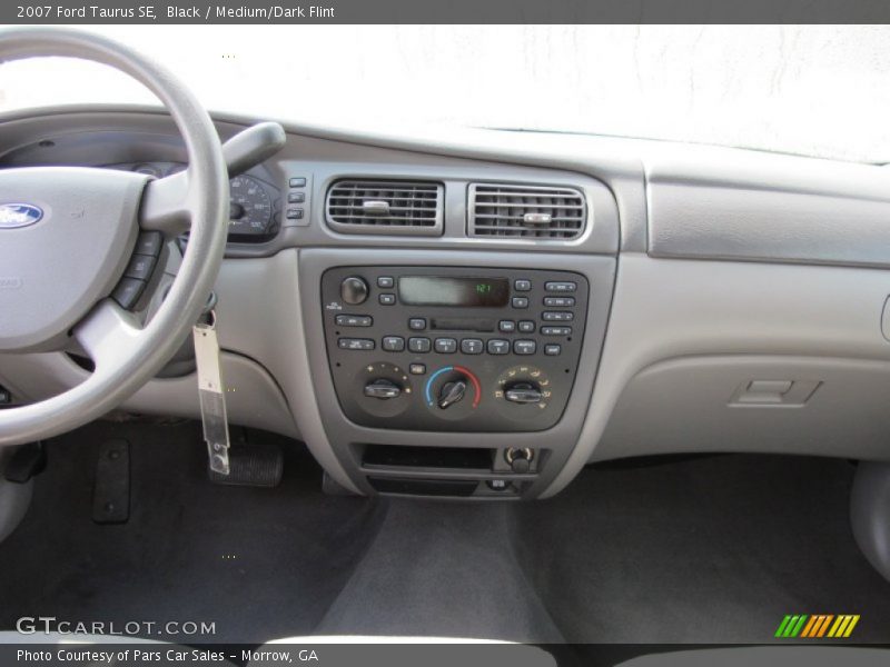Black / Medium/Dark Flint 2007 Ford Taurus SE