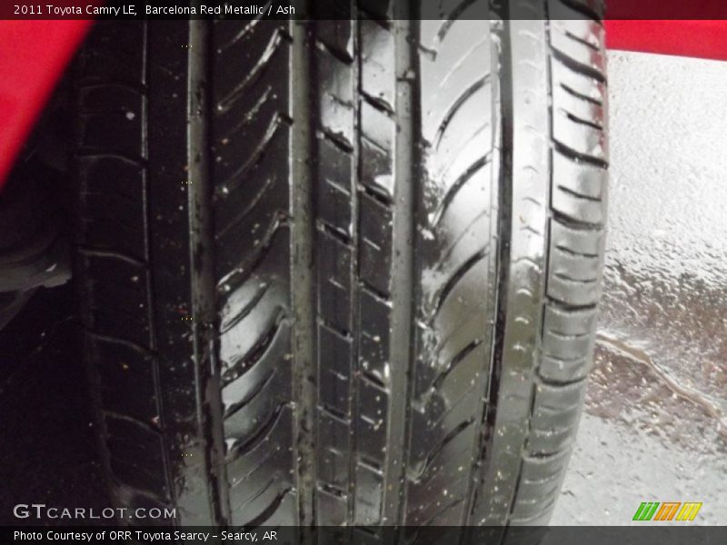 Barcelona Red Metallic / Ash 2011 Toyota Camry LE