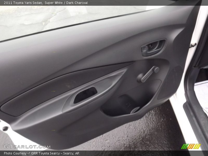 Super White / Dark Charcoal 2011 Toyota Yaris Sedan