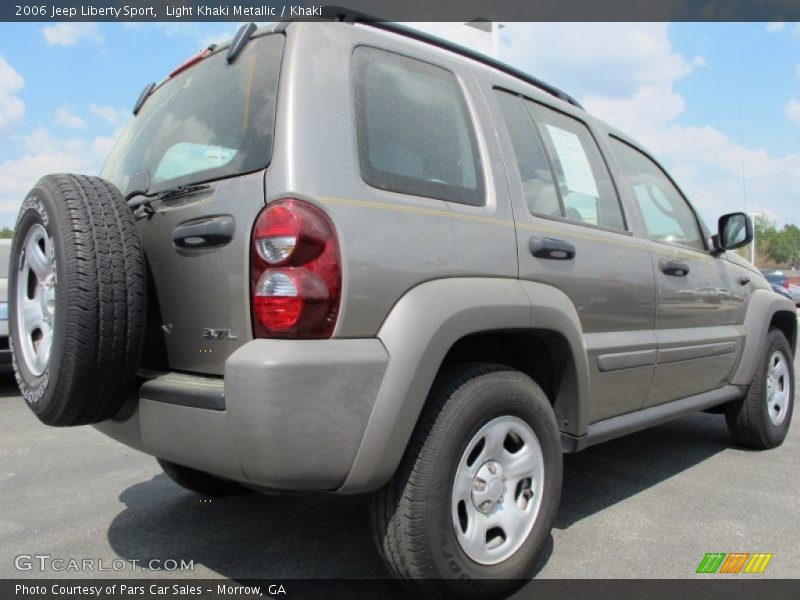 Light Khaki Metallic / Khaki 2006 Jeep Liberty Sport